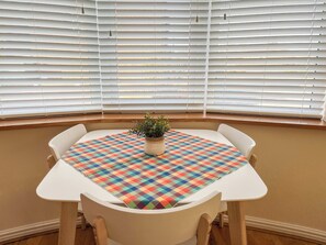 Dining area | Robin’s Nest, Edwinstowe, near Mansfield