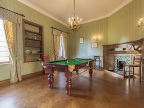 Spielezimmer