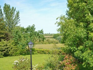 Wonderful panoramic countryside views | Hillcroft, Purleigh, near Maldon