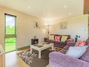 Living area | Foxglove Lodge - Higher Shorston Lakes and Lodges, Holsworthy, near Bude