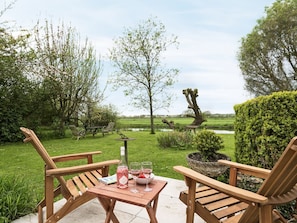 Relaxing sitting-out-area with wonderful views | Church Cottage, Denford, near Thrapston