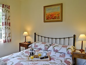 Double bedroo | The Old Post Office, Ruckhall, Eaton Bishop, near Hereford