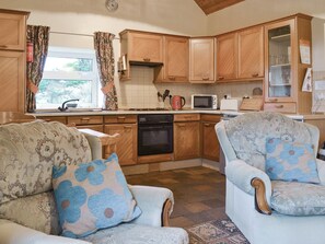 Spacious living areas | The Cottage Gallt y Balch, Bodorgan