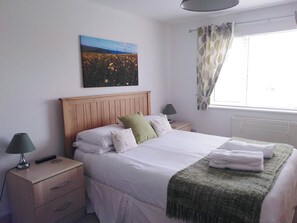 Double bedroom | Sweetbriar, Newquay