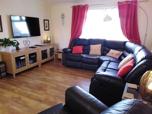 Living area | Sweetbriar, Newquay