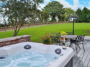 Relaxing private hot tub | Holmegarth, Arkleby, near Aspatria