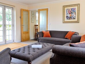 Cosy living room | The Old Gasworks Building - Old Montrose, Montrose