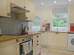 Well equipped kitchen | Fernwoodlea, Oakley, near Dunfermline 