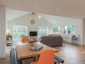 Open plan living space | Lavender Lea, Henley-in-Arden