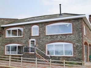 Stunning holiday home | Combe View - Lower North Radworthy Cottages, Heasley Mill, near South Molton