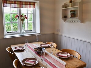 Gewans Farm Cottage, Tregorrick, nr. St Austell
