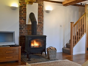 Cosy snug with wood burner | Cowford Oast, Eridge Green, near Tunbridge Wells