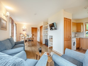 Open plan living space | Cruinn - Cruinn and Moy, Achnamara, near Lochgilphead