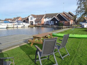 Outdoor area | David’s Island, Wroxham