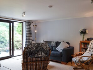 Living room | Picket Hill Cottage - New Forest Cottages, Picket Hill, near Ringwood