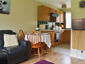 Open plan living/dining room/kitchen | Pine, Birch - Withy Grove Farm, East Huntspill, near Highbridge
