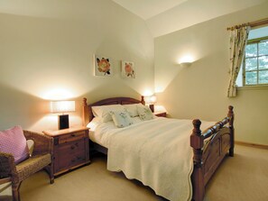 Double bedroom | The Coach House, Ratho, nr. Edinburgh