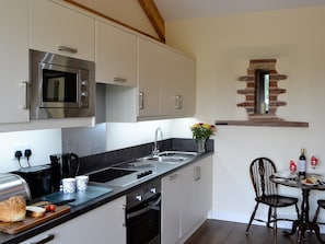 Kitchen & dining area | Bruno’s Bothy, Wigton