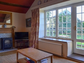 Light and bright living space with garden access | Birkerthwaite Cottage - Birkerthwaite Cottages, Eskdale