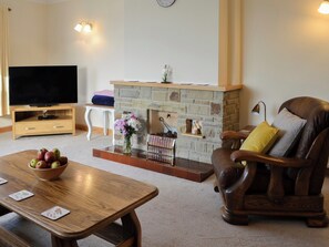 Living room | Ivy Grange Cottage, Wistow, near Selby