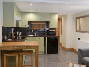 Open plan living/dining room/kitchen | Rockfish Cottage, Brixham