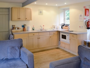 Well equipped kitchen area | Paget - Trescobel Cottages, St Kew, near Port Isaac