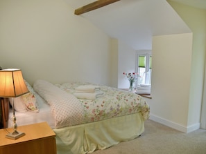 Comfortable double bedroom | Birch Lodge - Copper Penny Apartments, Chipshop, near Tavistock
