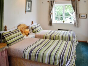 Inviting bedroom with zip and link beds for either a double or twin beds | The Annexe at Russets, Isle Brewers, near Taunton