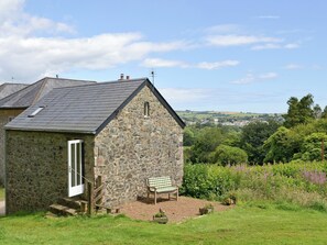 Exterior and views | The Coach House, South Brent