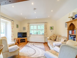 Charming living area | Cottage in the Pond, Garton, near Hornsea