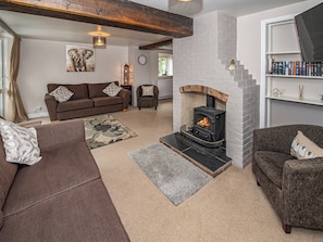 Cosy living area with wood burner | The Weaning Shed, Huggate, near York