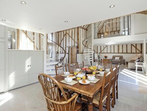Stunning kitchen/dining area | Tatters Barn, Coggeshall, near Braintree