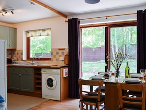 Spacious kitchen/dining area | Squirrel Cottage, North Kessock