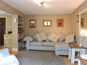 Homely living room | Mill Cottage, Bielby, near York