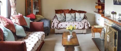 Living room | The Gazebo, Marazion, near Penzance