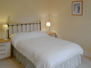 Double bedroom | Lukesland Farm Cottage, Harford, Dartmoor National Park