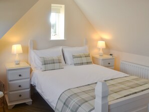 Comfortable double bedroom | High Trees Annex, Widdrington, near Morpeth