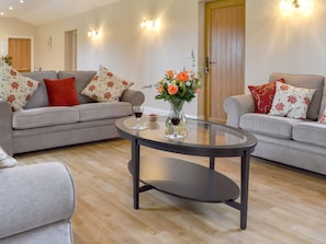 Spacious living area | Woodlands Dairy Cottage, Adversane, near Billingshurst