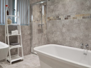 Lovely bathroom with slipper bath and separate shower | Henry Oscar House, Winchelsea, near Rye