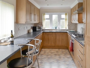 Well-equipped fitted kitchen  | Acacia - Thornbury Holiday Park, Woodacott, near Holsworthy