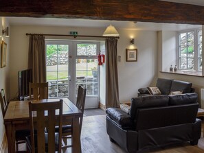 Well presented open plan living space | Tryfan - The Woollen Mill, Penygroes, near Caernarfon