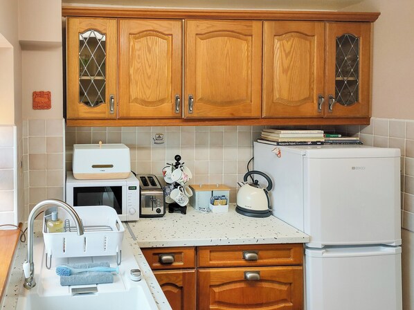 Kitchen | Cow Cottage, Langford, near Churchill