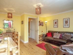 Living room/dining room | Ted ’n’ Betty’s, Buckfastleigh