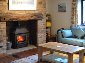 Welcoming living area | Reuben’s, Boreston, near Totnes