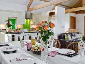 Open plan living/dining room/kitchen | Higher Churchtown Farm - What a Beauty, Tresmeer, nr. Launceston