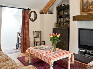 Comfortable living area | Pant Y Mel, Llanbedrgoch, near Benllech