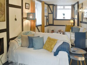 Light and airy living space  | The Snug - Ty Copr, Pen-y-Sarn, near Amlwch