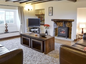 Welcoming living room | Daisy Cottage, Thornton-le-Dale
