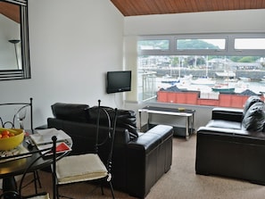Beautifully decorated open plan living space | Harbour View, Porthmadog