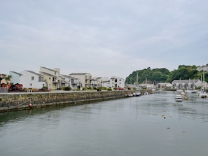 View of local area | Harbour View, Porthmadog